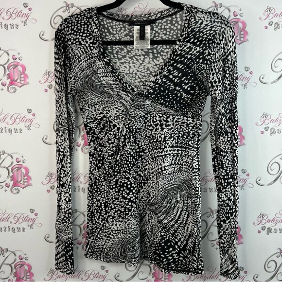 BCBGMaxAzria shirt tip dotted swirls Black and White Swirl Long Sleeve Top - Picture 1 of 10
